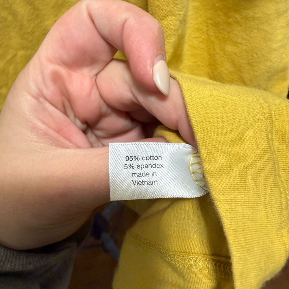 Lane Bryant Size 26/28 Mustard Yellow Puff Sleeve Top - Picture 5 of 5